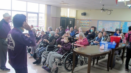 2022-01-11  信望愛志工活動