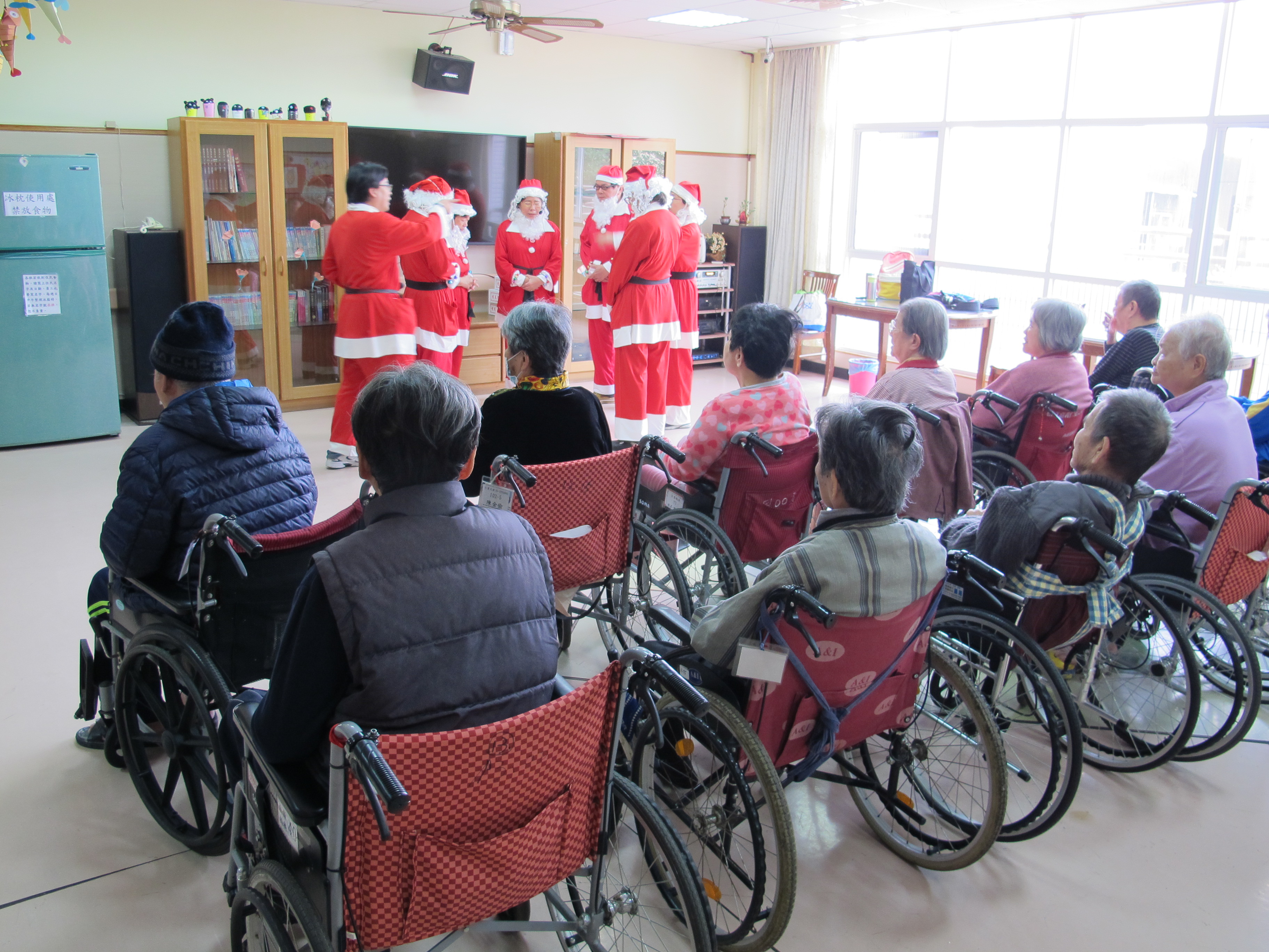 2017-12-15-信望愛聖誕節活動