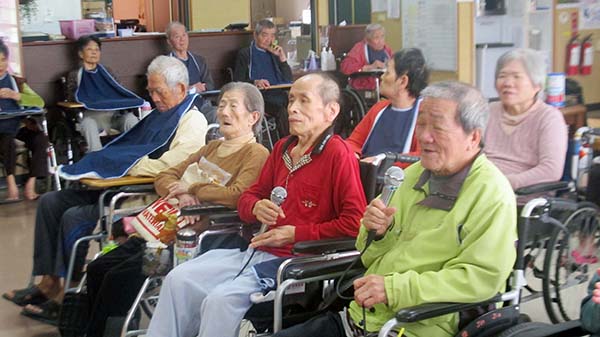 2022-04-07住民歌唱活動