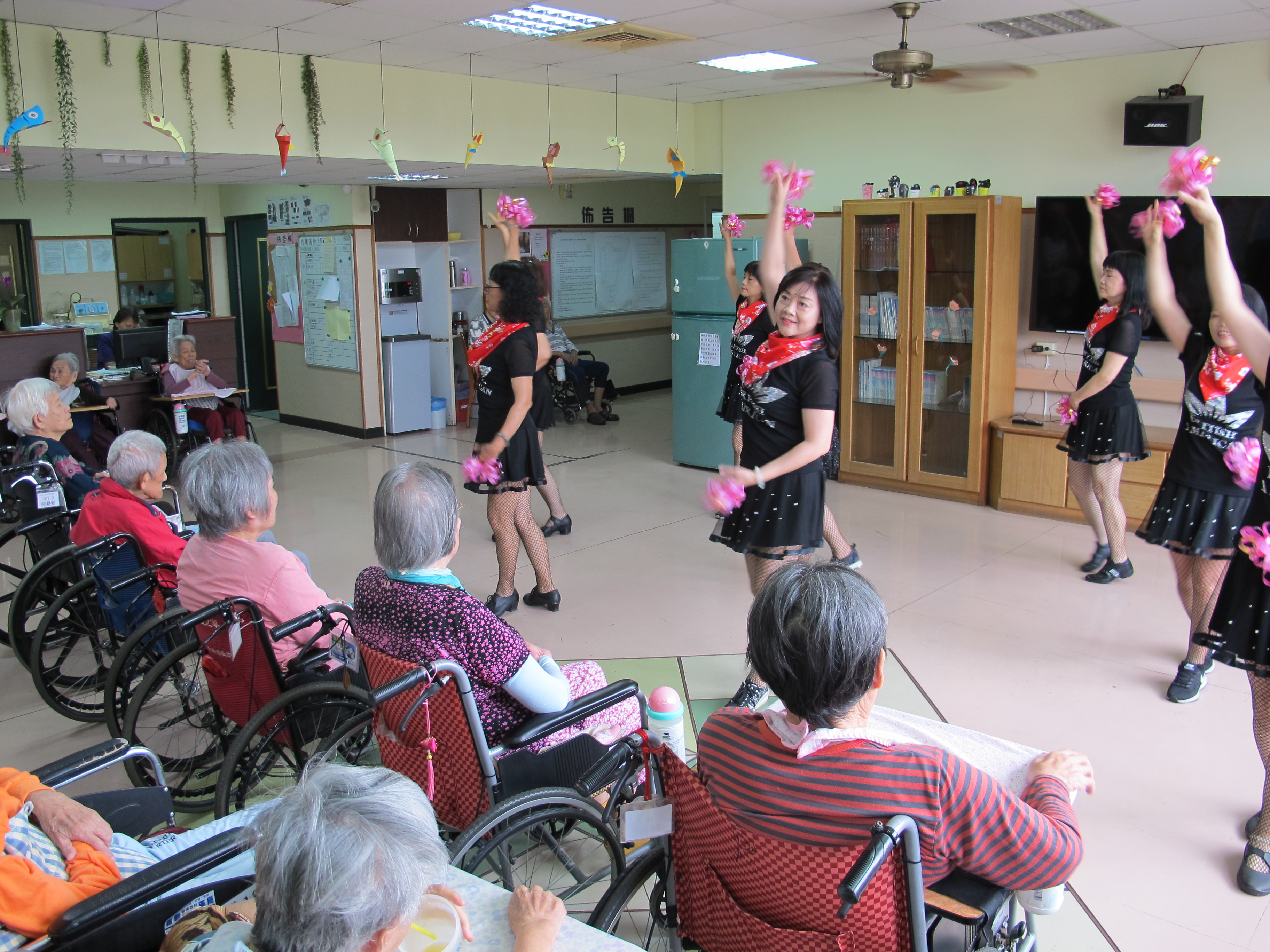 2018-04-30-青春排舞社