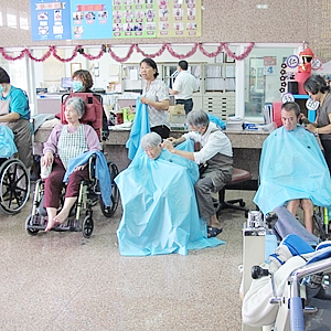 2015-11-04 嘉大義剪