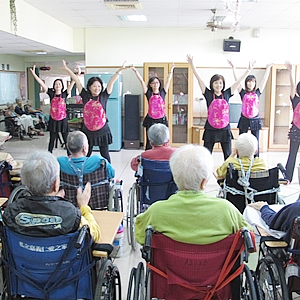 2015-11-24 東區樂齡排舞社