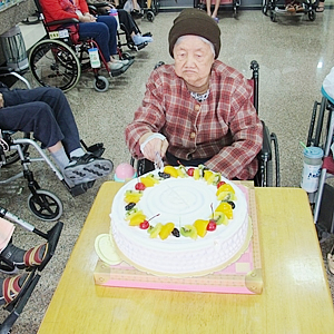 2015-12-16 第四季慶生會