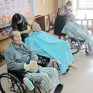 2016-01-12 也巽義剪