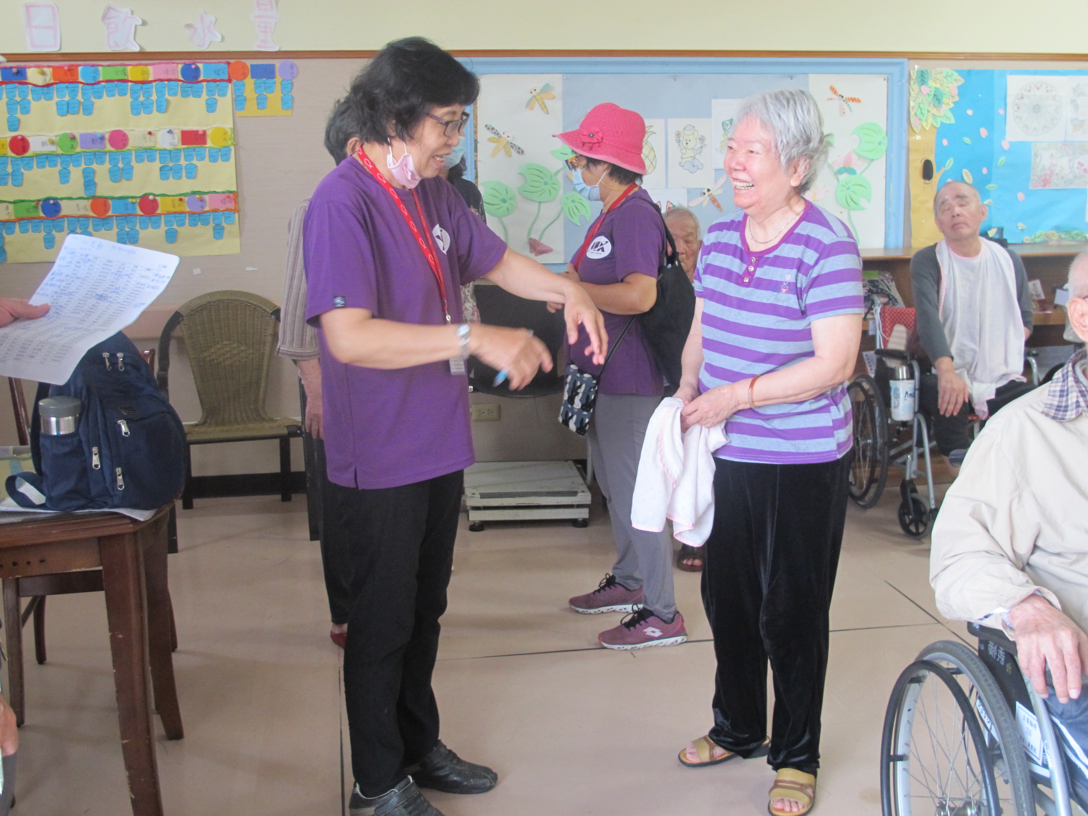 2020-10-27信望愛活動