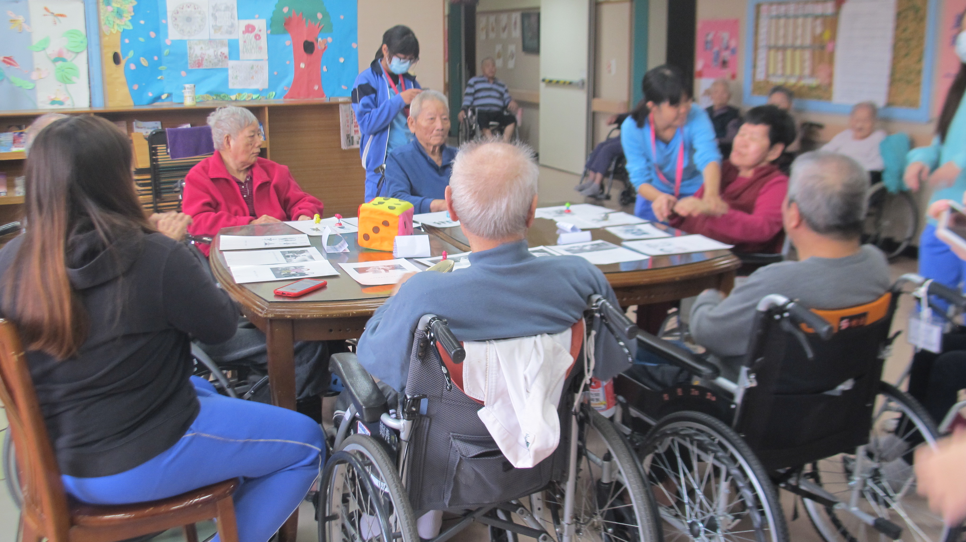 2020-12-14崇仁護校學生關懷者長者