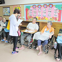 2015-04-21 信望愛關懷